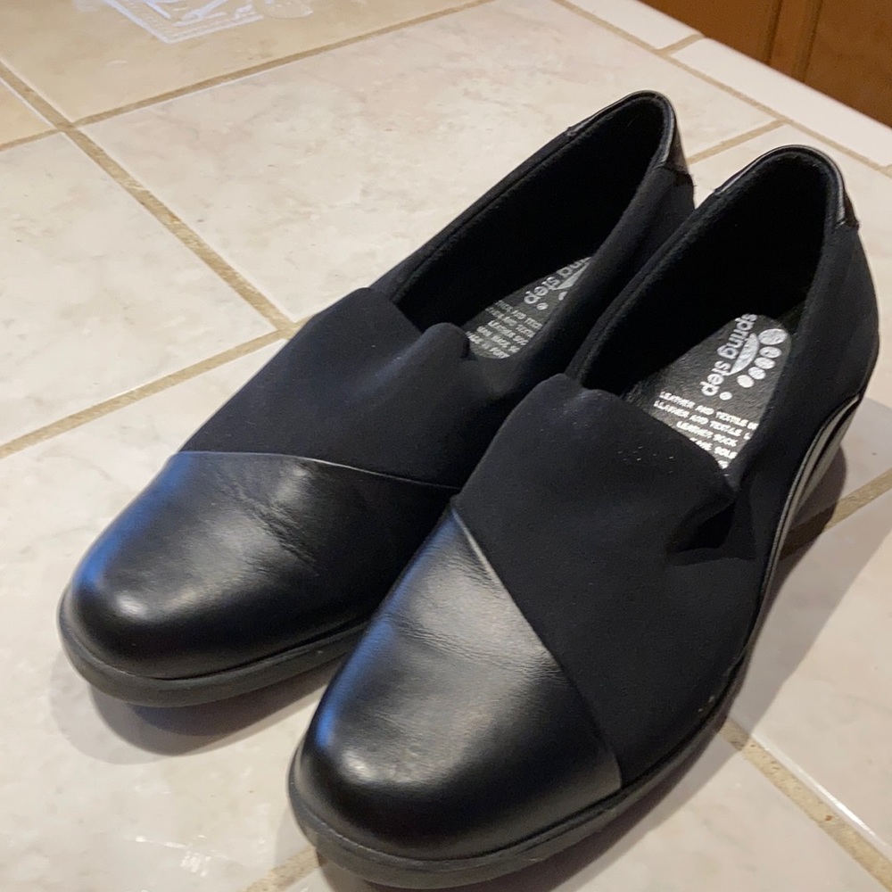 Spring Step NWOT Black Shoes